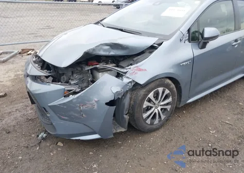 2021 Toyota Corolla Hybrid Le z USA, uszkodzony, nr VIN JTDEAMDE2MJ030391